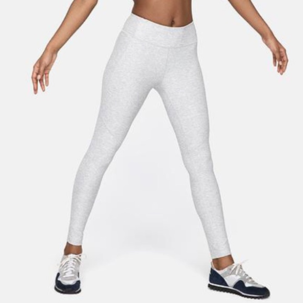 Outdoor Voices Warmup leggings 7/8 Dove size Small